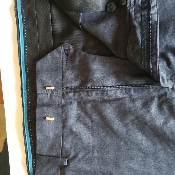 Axist Men's 38X30 Dress Slacks - Picture 7 of 16